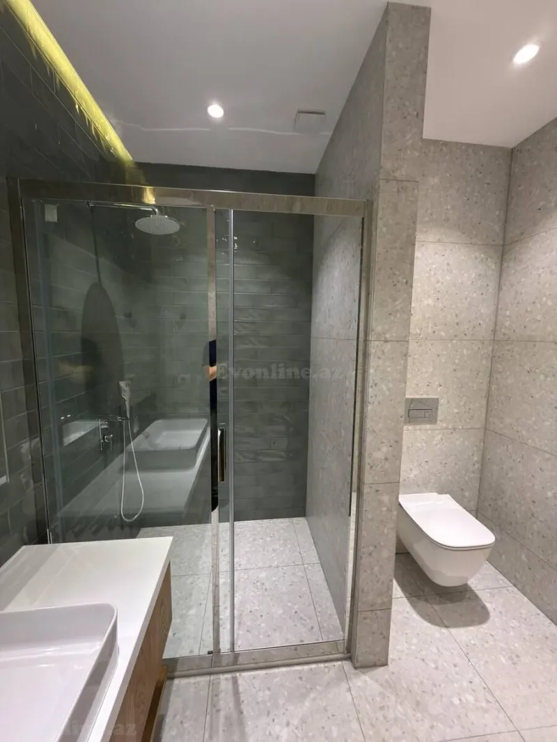 Satılır 3 otaqlı Mənzil Yeni tikili 135 m² Gənclik m. - şəkil 13