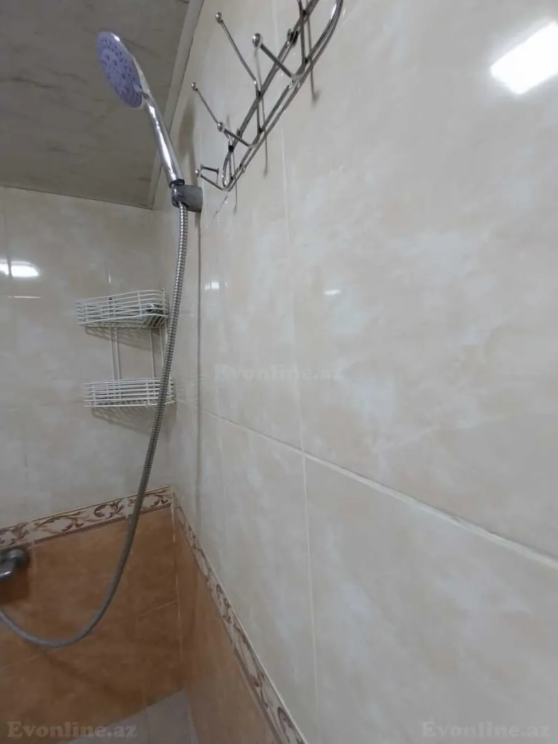 Kirayə verilir 2 otaqlı Mənzil Köhnə tikili 48 m² İnşaatçılar m. - şəkil 14