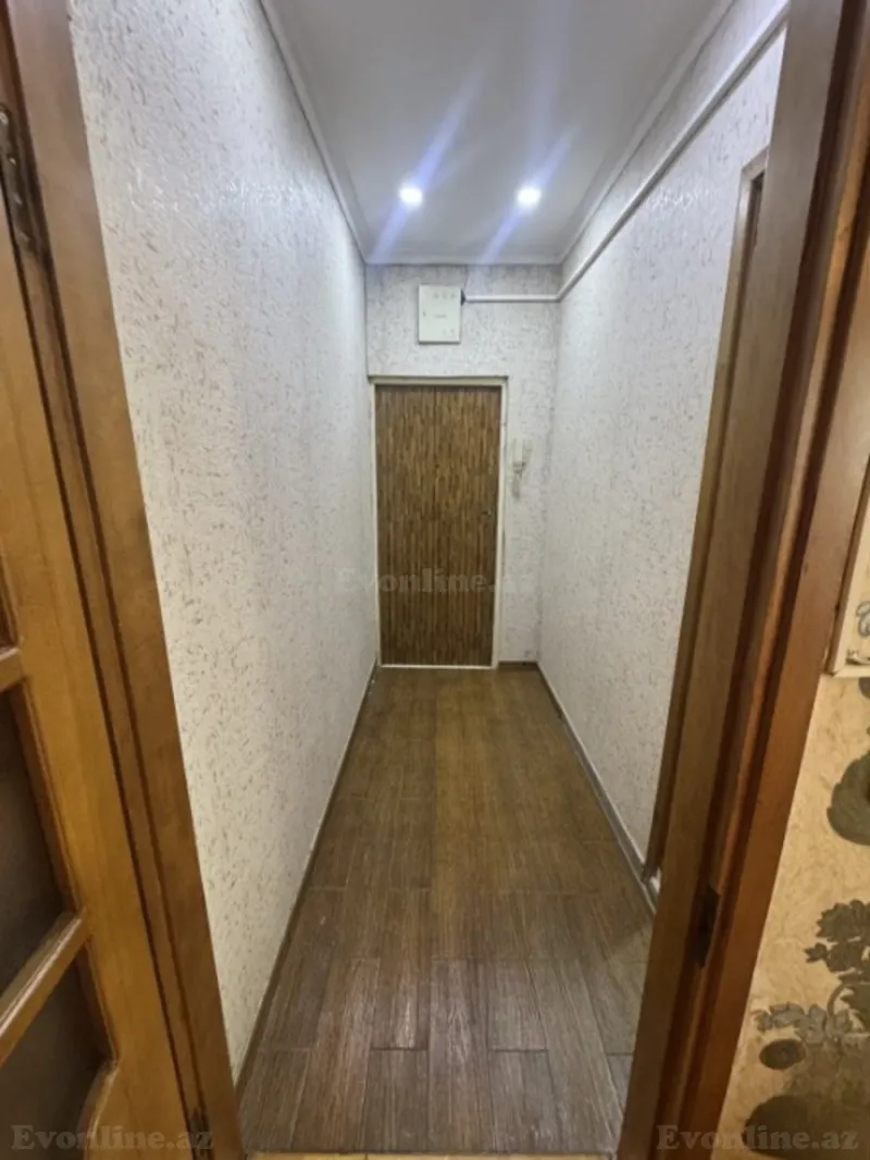 Satılır 2 otaqlı Mənzil Köhnə tikili 60 m² 4-cü mikrorayon - şəkil 8