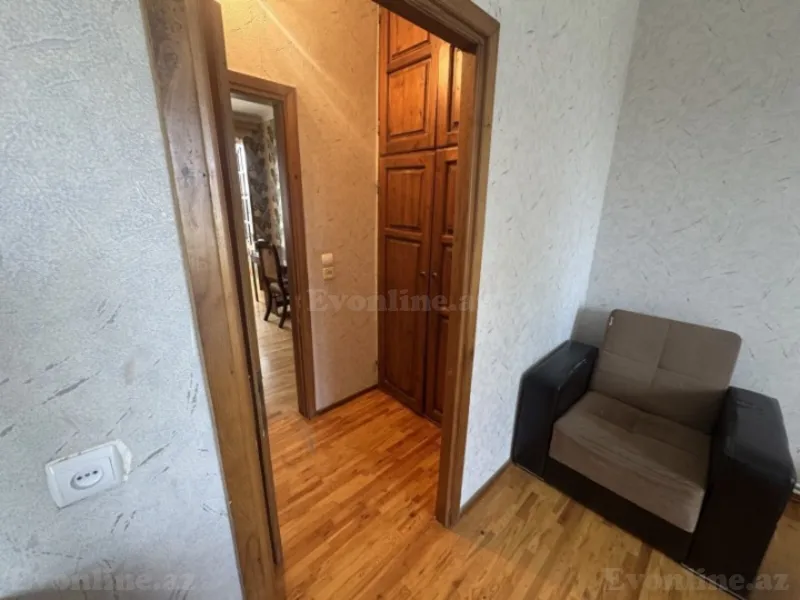 Satılır 2 otaqlı Mənzil Köhnə tikili 60 m² 4-cü mikrorayon - şəkil 9