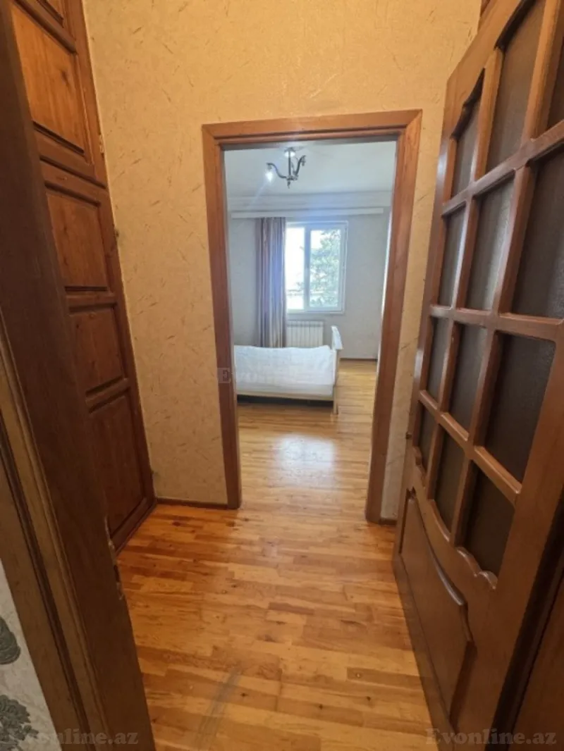 Satılır 2 otaqlı Mənzil Köhnə tikili 60 m² 4-cü mikrorayon - şəkil 12