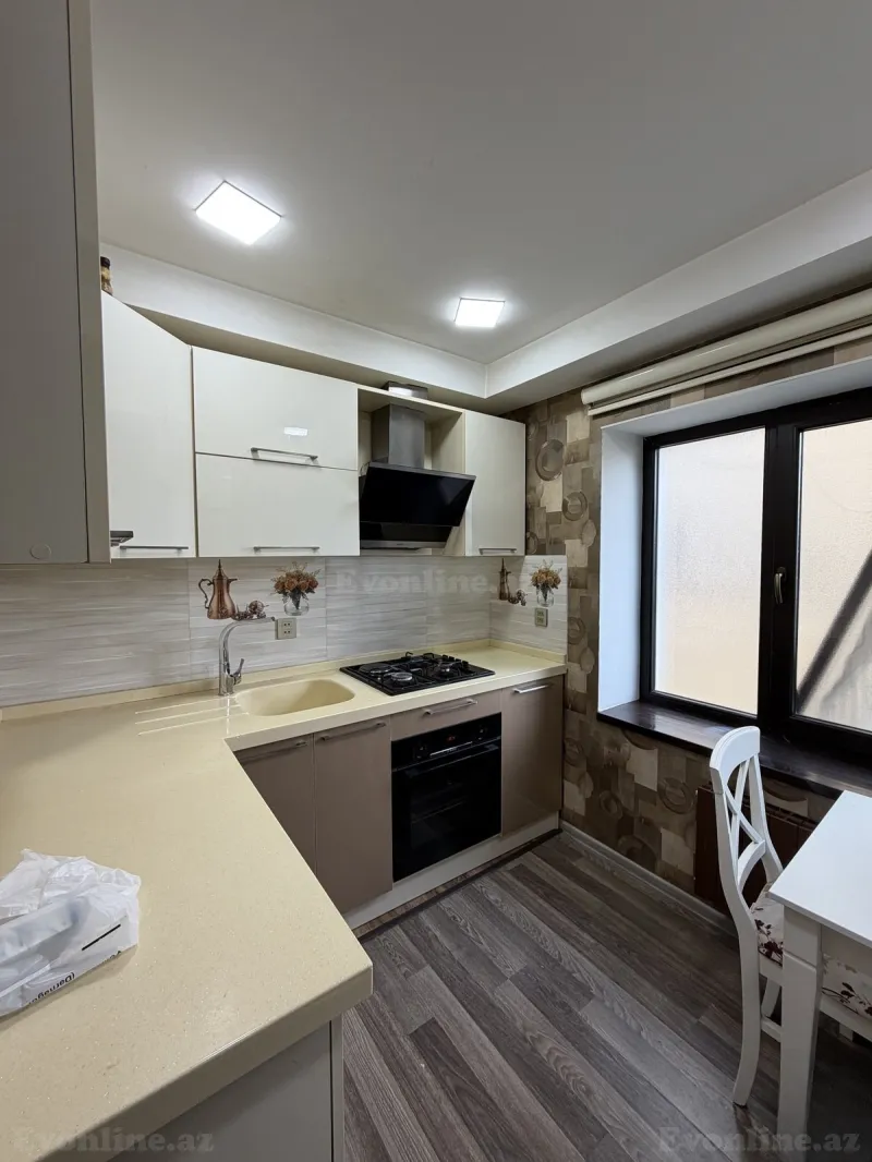 Satılır 3 otaqlı Mənzil Köhnə tikili 75 m² Gənclik m. - şəkil 10