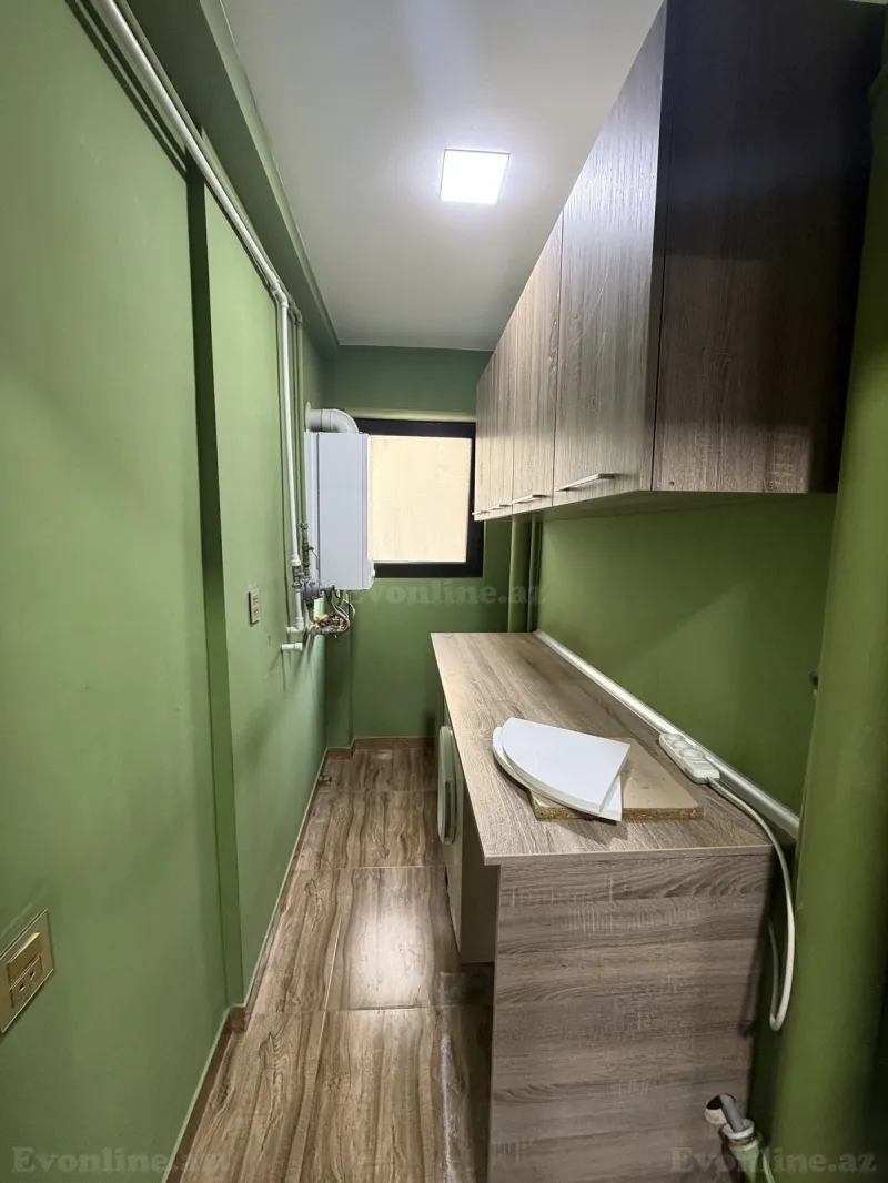 Satılır 3 otaqlı Mənzil Köhnə tikili 75 m² Gənclik m. - şəkil 16