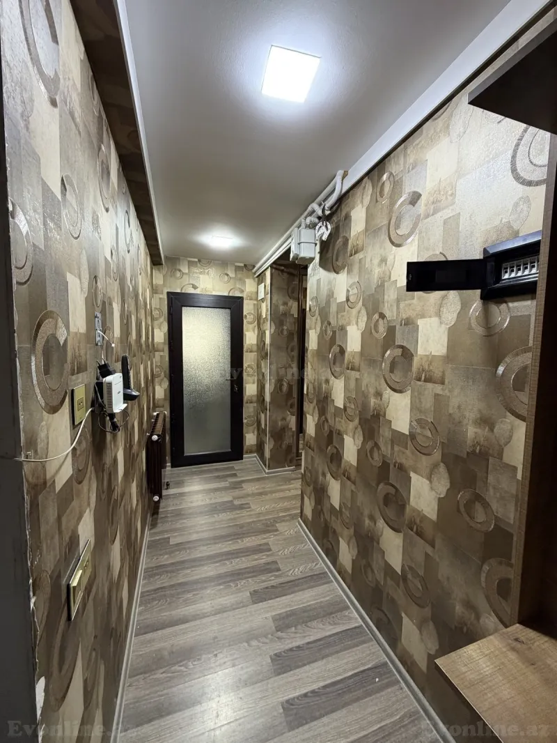 Satılır 3 otaqlı Mənzil Köhnə tikili 75 m² Gənclik m. - şəkil 18