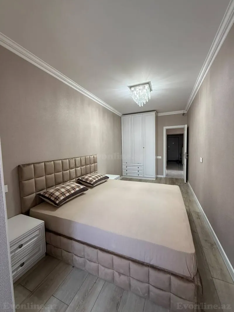 Satılır 2 otaqlı Mənzil Köhnə tikili 70 m² Nərimanov r. - şəkil 5