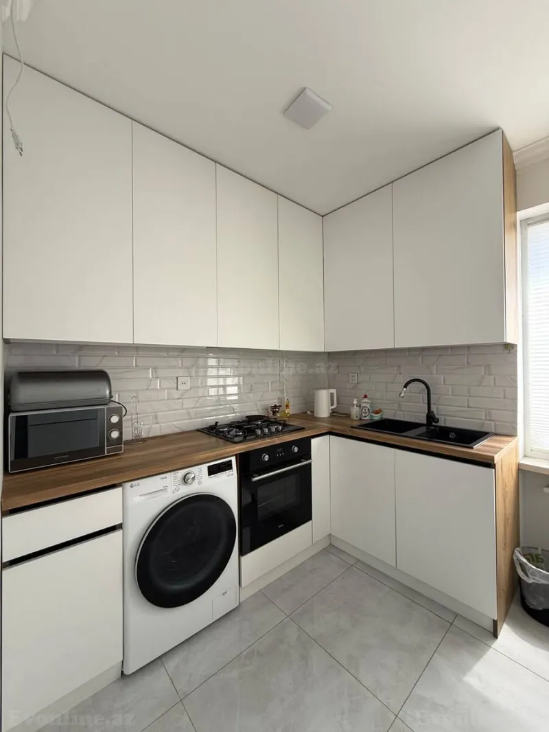 Satılır 2 otaqlı Mənzil Köhnə tikili 70 m² Nərimanov r. - şəkil 7