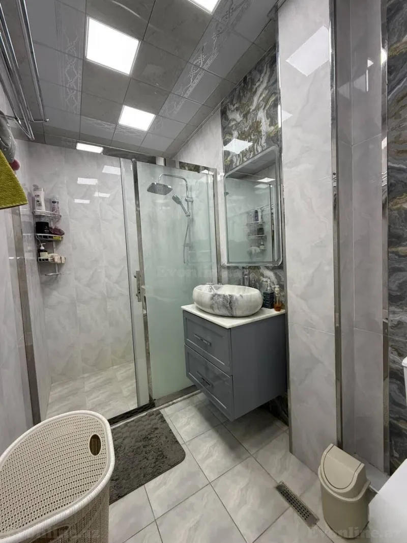 Satılır 2 otaqlı Mənzil Köhnə tikili 70 m² Nərimanov r. - şəkil 11