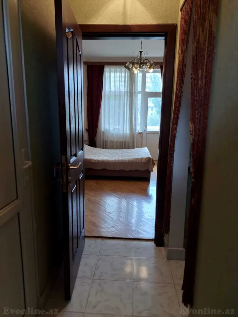 Satılır 1 otaqlı Mənzil Köhnə tikili 27 m² Yasamal - şəkil 5