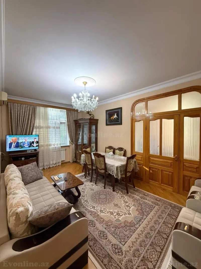 Satılır 3 otaqlı Mənzil Köhnə tikili 95 m² Yasamal r.