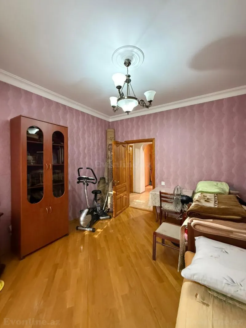 Satılır 3 otaqlı Mənzil Köhnə tikili 95 m² Yasamal r. - şəkil 4
