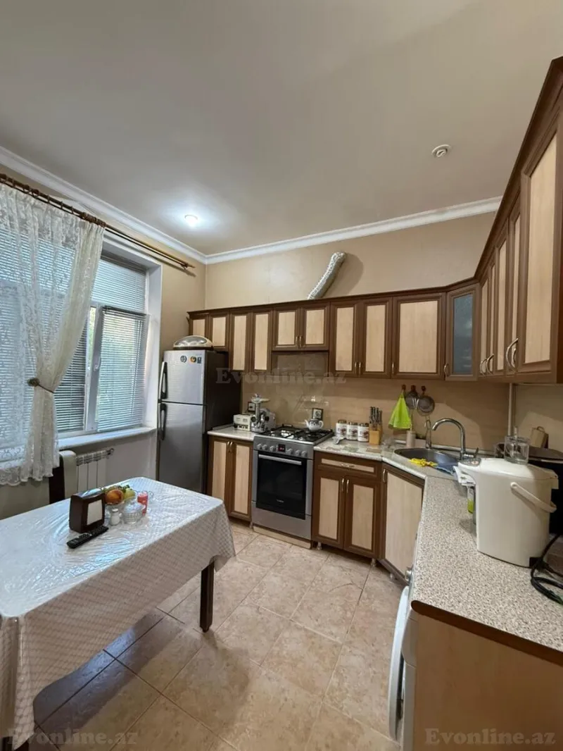 Satılır 3 otaqlı Mənzil Köhnə tikili 95 m² Yasamal r. - şəkil 11