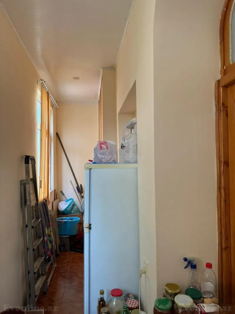 Satılır 3 otaqlı Mənzil Köhnə tikili 95 m² Yasamal r. - şəkil 16