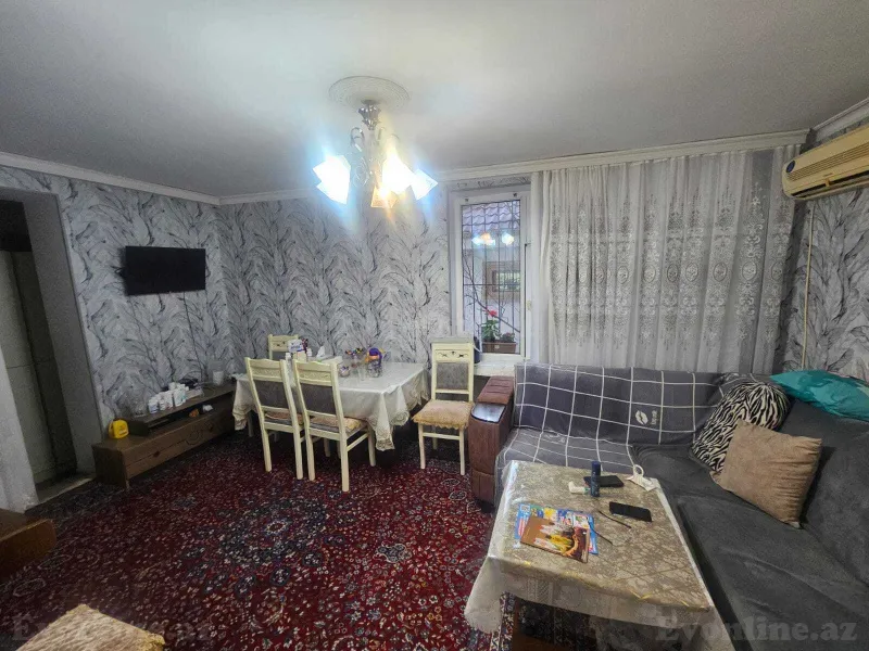 Satılır 2 otaqlı Mənzil Köhnə tikili 60 m² İnşaatçılar m.