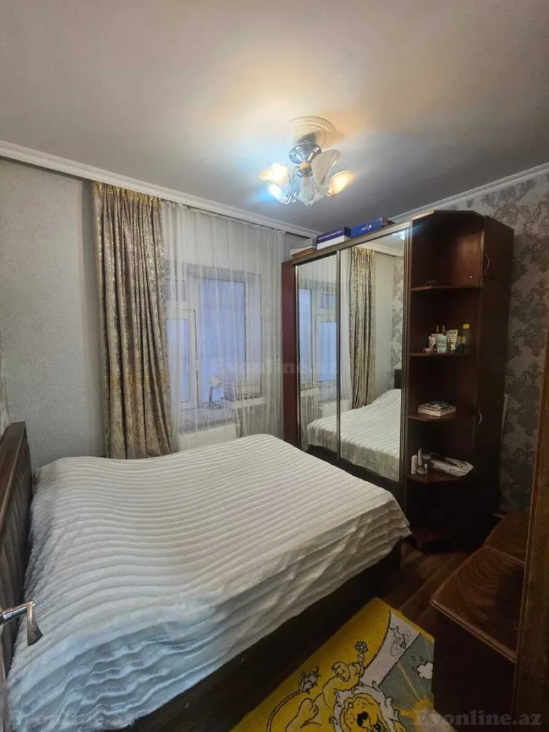 Satılır 2 otaqlı Mənzil Köhnə tikili 60 m² İnşaatçılar m. - şəkil 3
