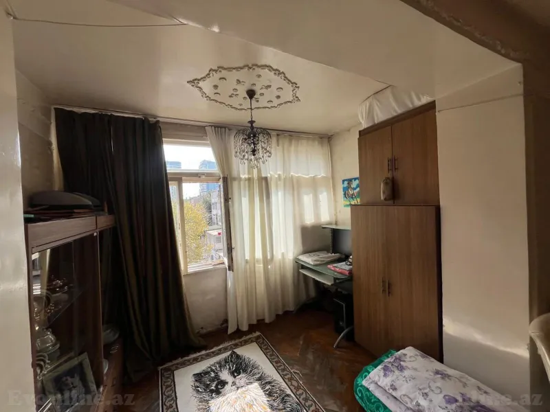 Satılır 3 otaqlı Mənzil Köhnə tikili 70 m² Nəsimi r. - şəkil 4