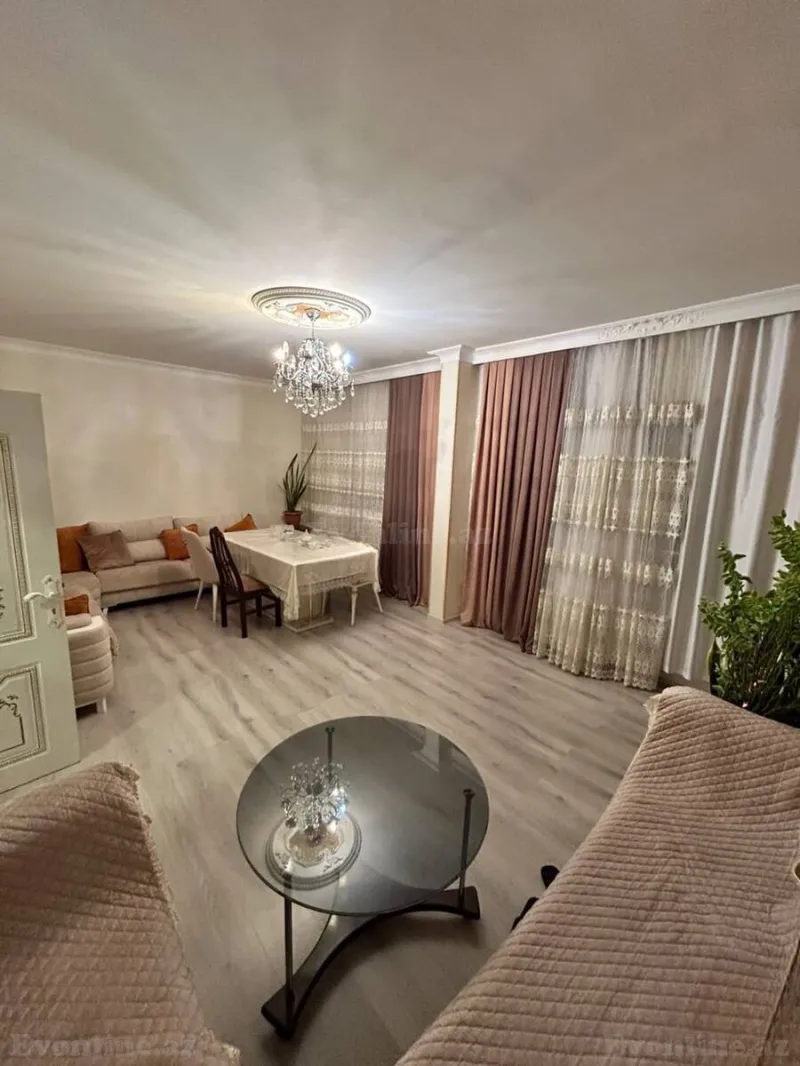 Satılır 5 otaqlı Mənzil Köhnə tikili 130 m² Yeni Yasamal - şəkil 2