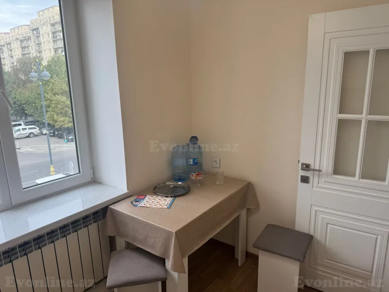 Kirayə verilir 2 otaqlı Mənzil Köhnə tikili 50 m² Yasamal - şəkil 10