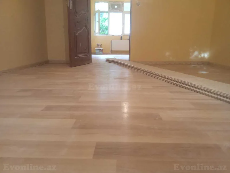 Satılır 2 otaqlı Mənzil Köhnə tikili 55 m² Memar Əcəmi m. - şəkil 2