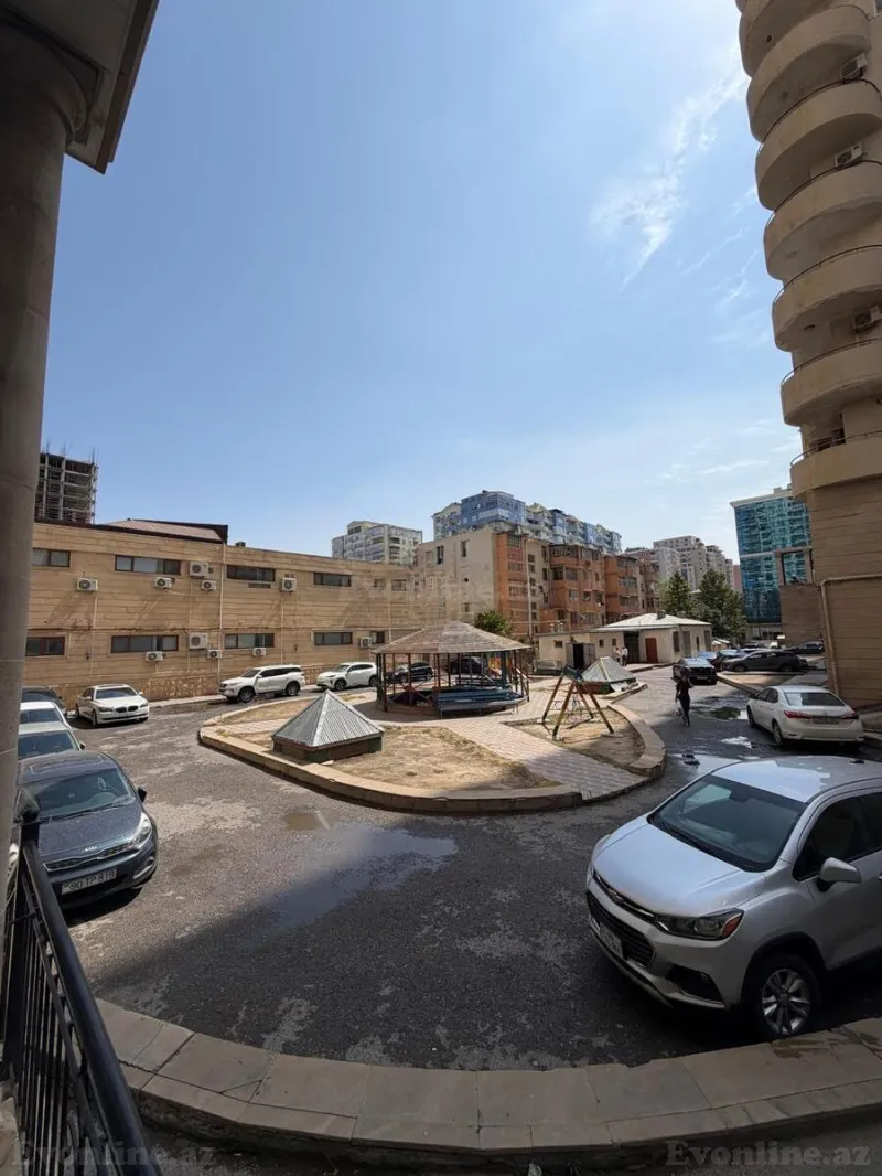 Kirayə verilir 4 otaqlı Mənzil Yeni tikili 235 m² 8 Noyabr m. - şəkil 21