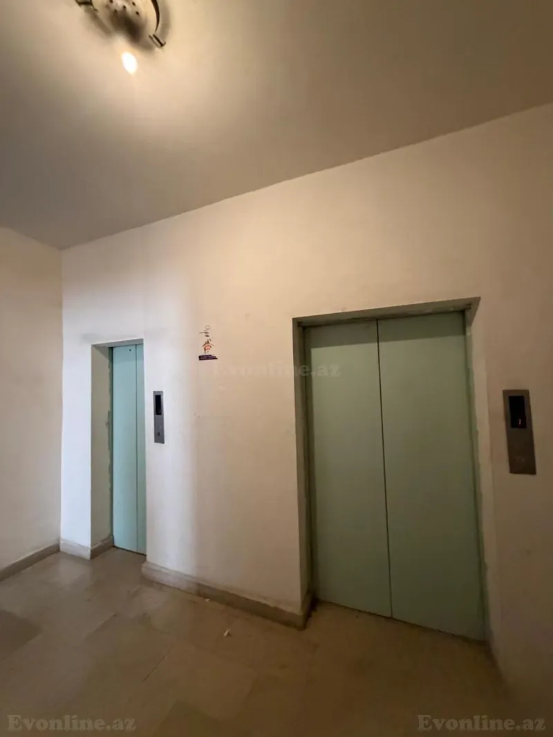 Kirayə verilir 4 otaqlı Mənzil Yeni tikili 235 m² 8 Noyabr m. - şəkil 22