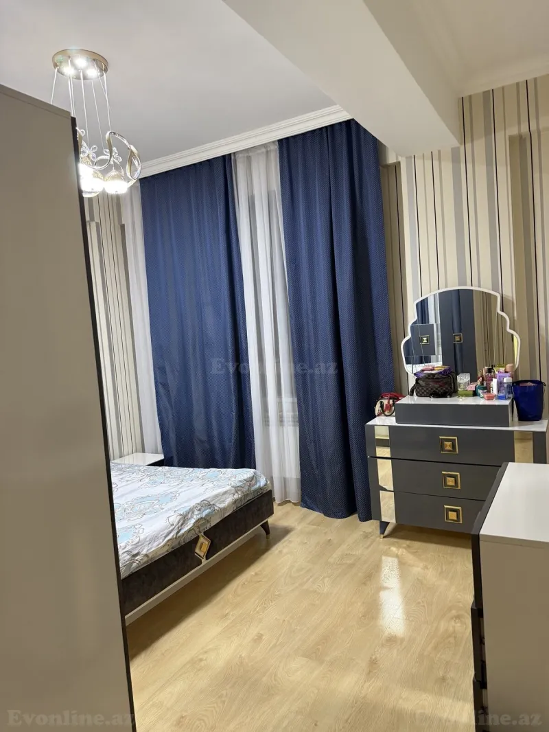 Satılır 2 otaqlı Mənzil Yeni tikili 80 m² 28 May m. - şəkil 3