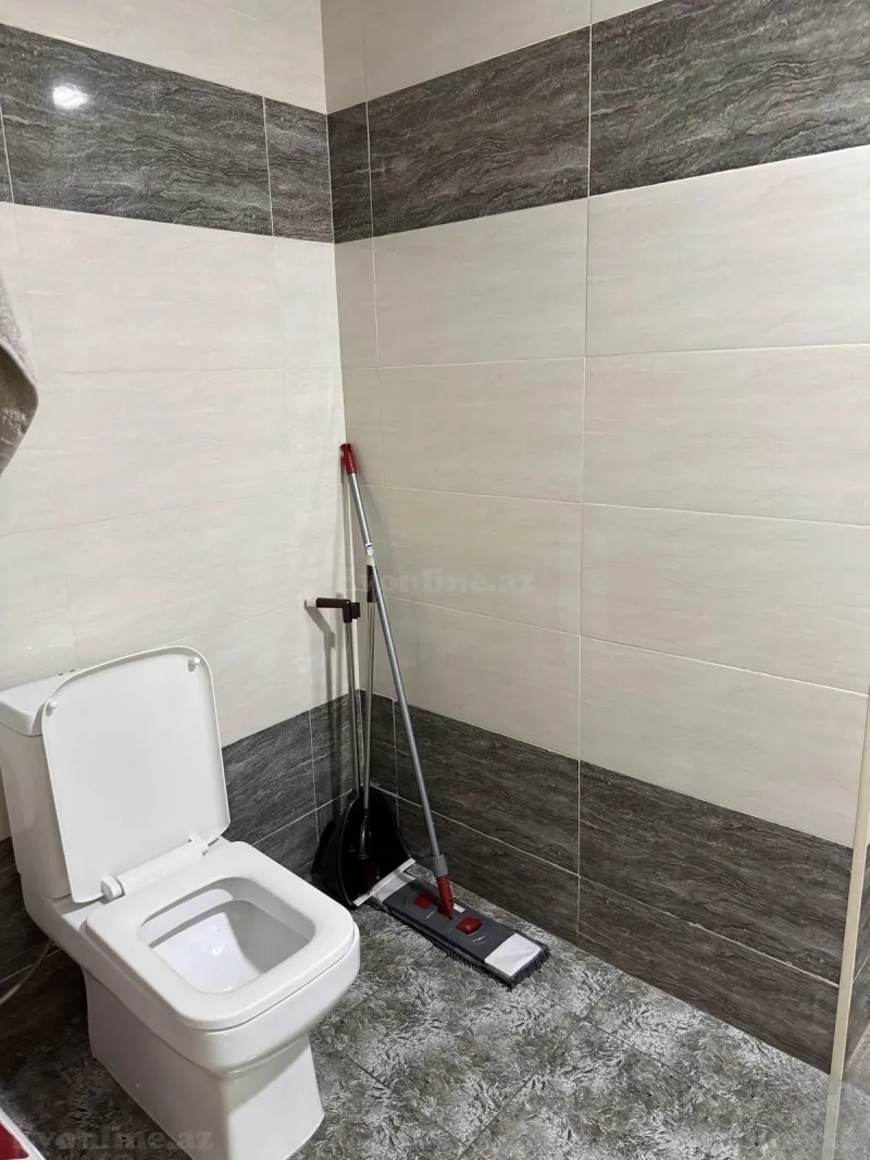 Satılır 2 otaqlı Mənzil Yeni tikili 80 m² 28 May m. - şəkil 6