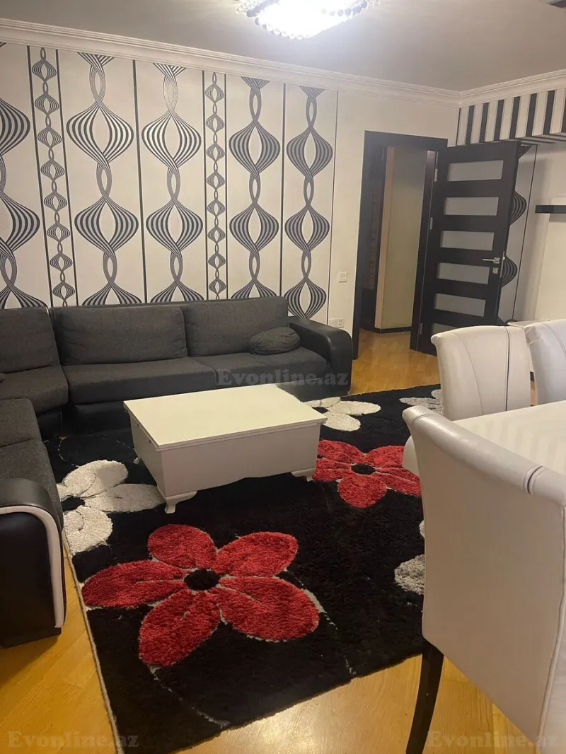 Kirayə verilir 3 otaqlı Mənzil Köhnə tikili 90 m² Elmlər Akademiyası m.