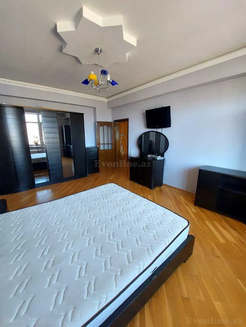 Kirayə verilir 2 otaqlı Mənzil Yeni tikili 100 m² Nizami m. - şəkil 4