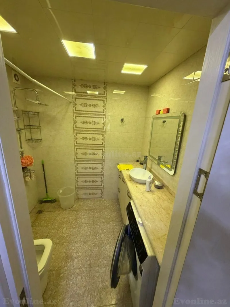 Satılır 3 otaqlı Mənzil Köhnə tikili 70 m² Elmlər Akademiyası m. - şəkil 2