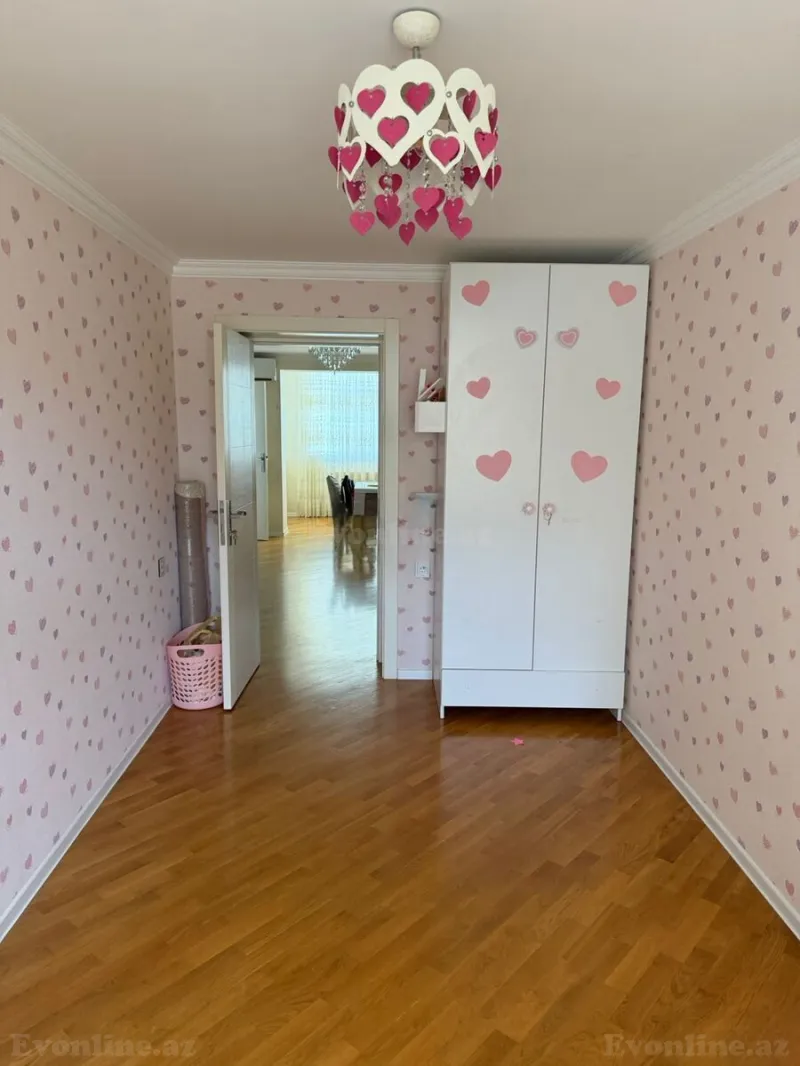 Satılır 3 otaqlı Mənzil Köhnə tikili 70 m² Elmlər Akademiyası m. - şəkil 11