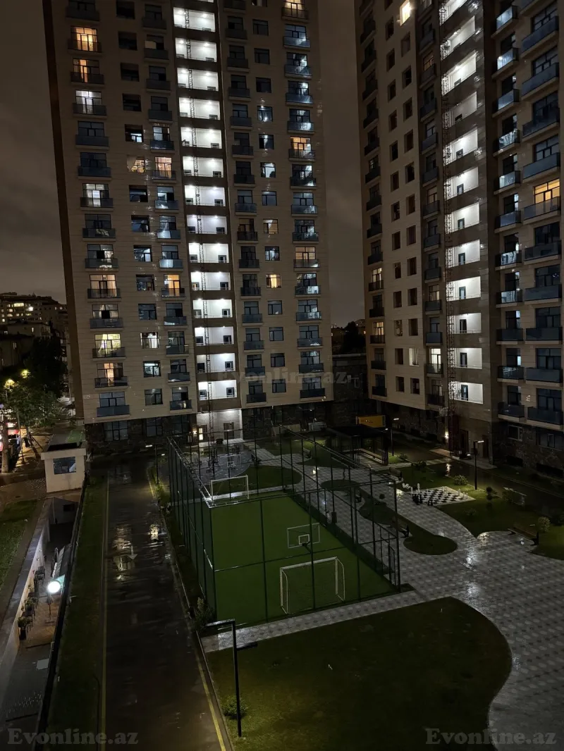 Satılır 2 otaqlı Mənzil Yeni tikili 88 m² 28 May m.