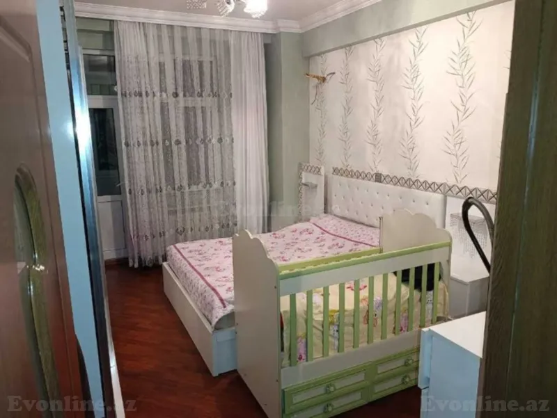 Satılır 3 otaqlı Mənzil Yeni tikili 137 m² Səbail r. - şəkil 13