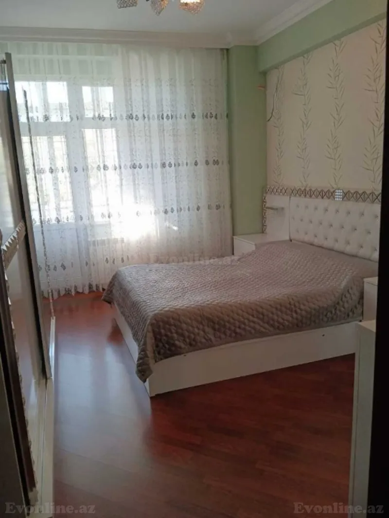 Satılır 3 otaqlı Mənzil Yeni tikili 137 m² Səbail r. - şəkil 14