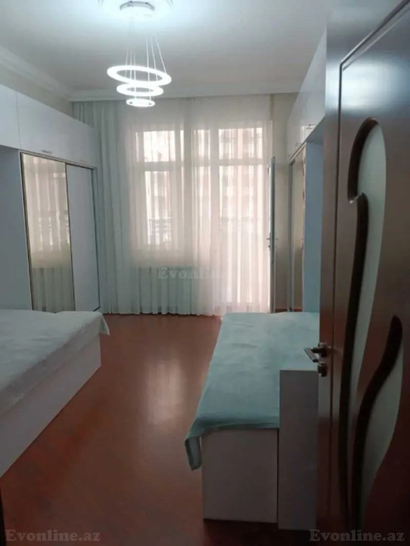 Satılır 3 otaqlı Mənzil Yeni tikili 137 m² Səbail r. - şəkil 15