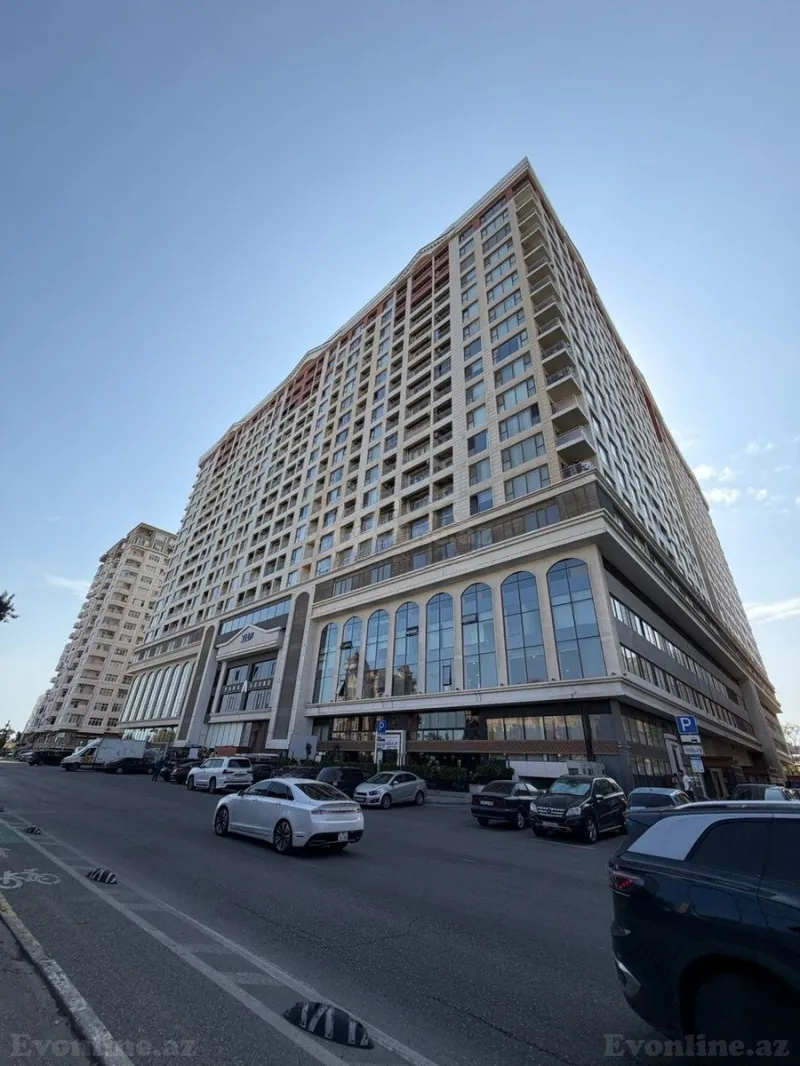 Kirayə verilir 3 otaqlı Mənzil Yeni tikili 113 m² Xətai r.