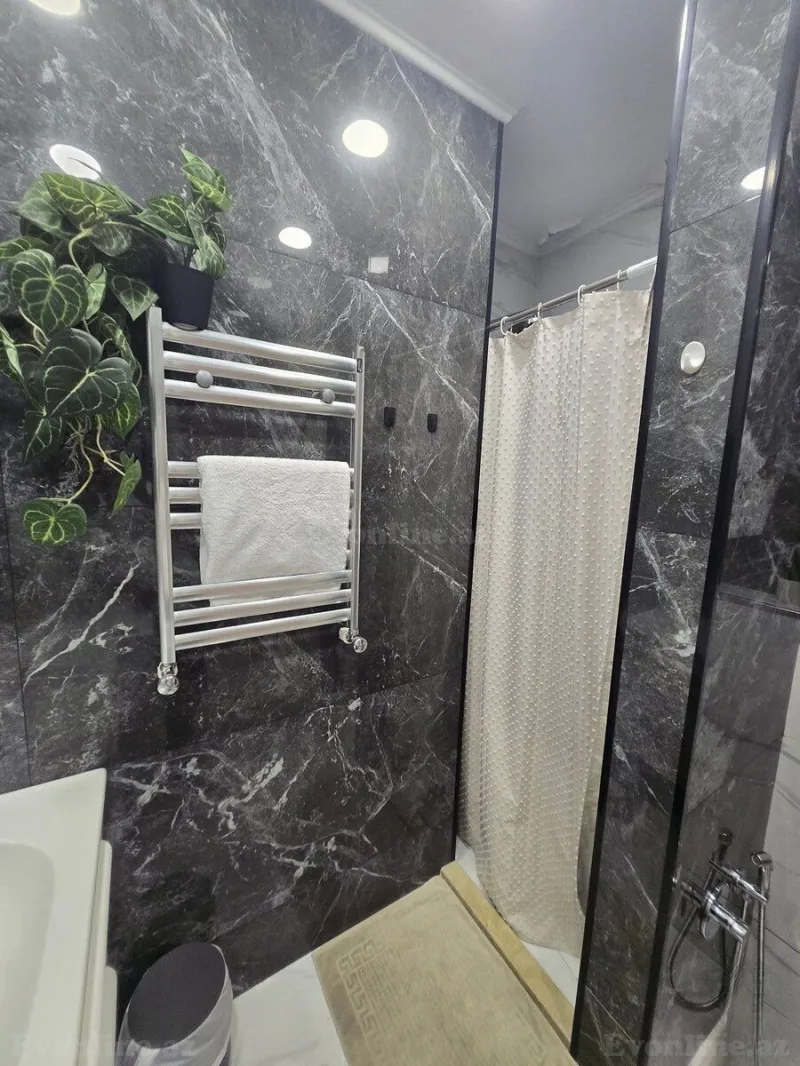 Kirayə verilir 2 otaqlı Mənzil Yeni tikili 75 m² 28 May m. - şəkil 2