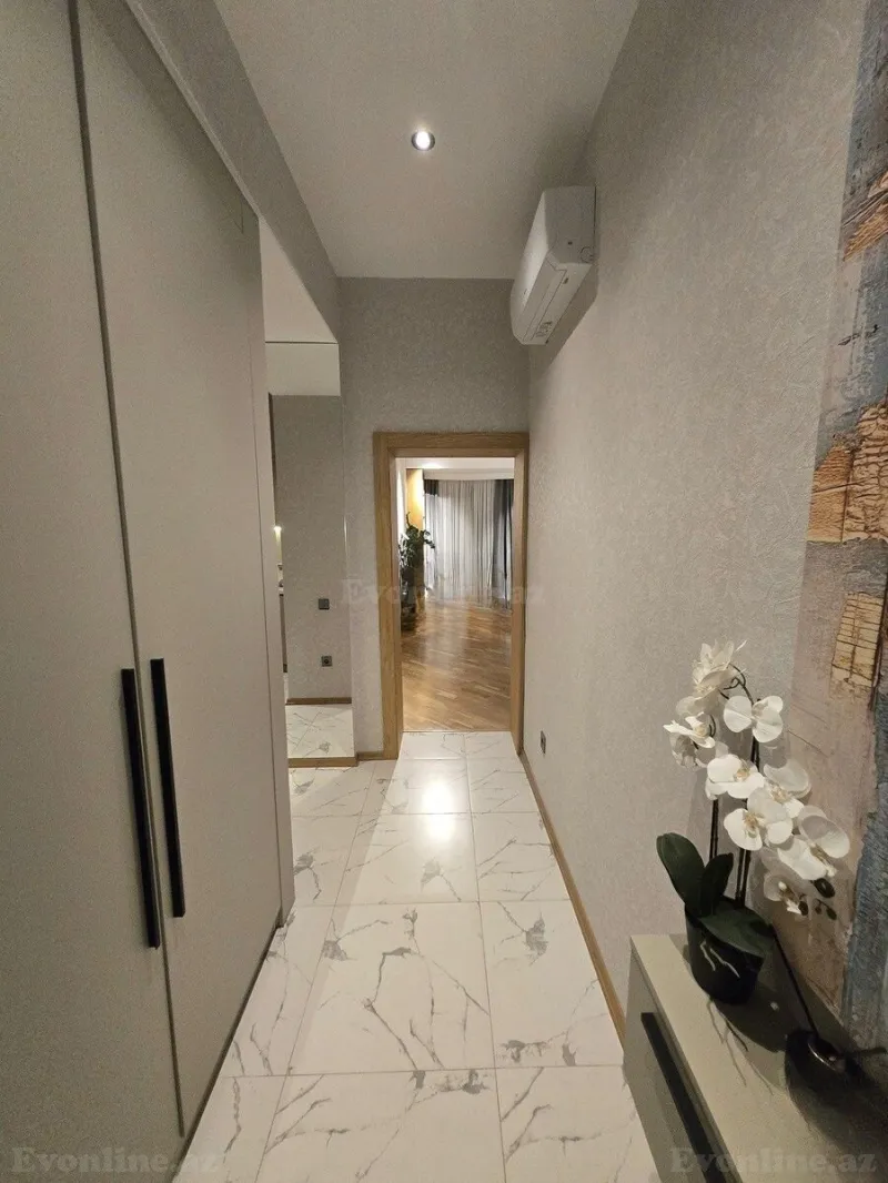 Kirayə verilir 2 otaqlı Mənzil Yeni tikili 75 m² 28 May m. - şəkil 15