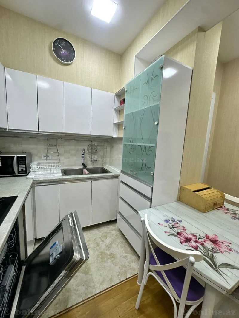 Kirayə verilir 3 otaqlı Mənzil Yeni tikili 90 m² Elmlər Akademiyası m. - şəkil 10