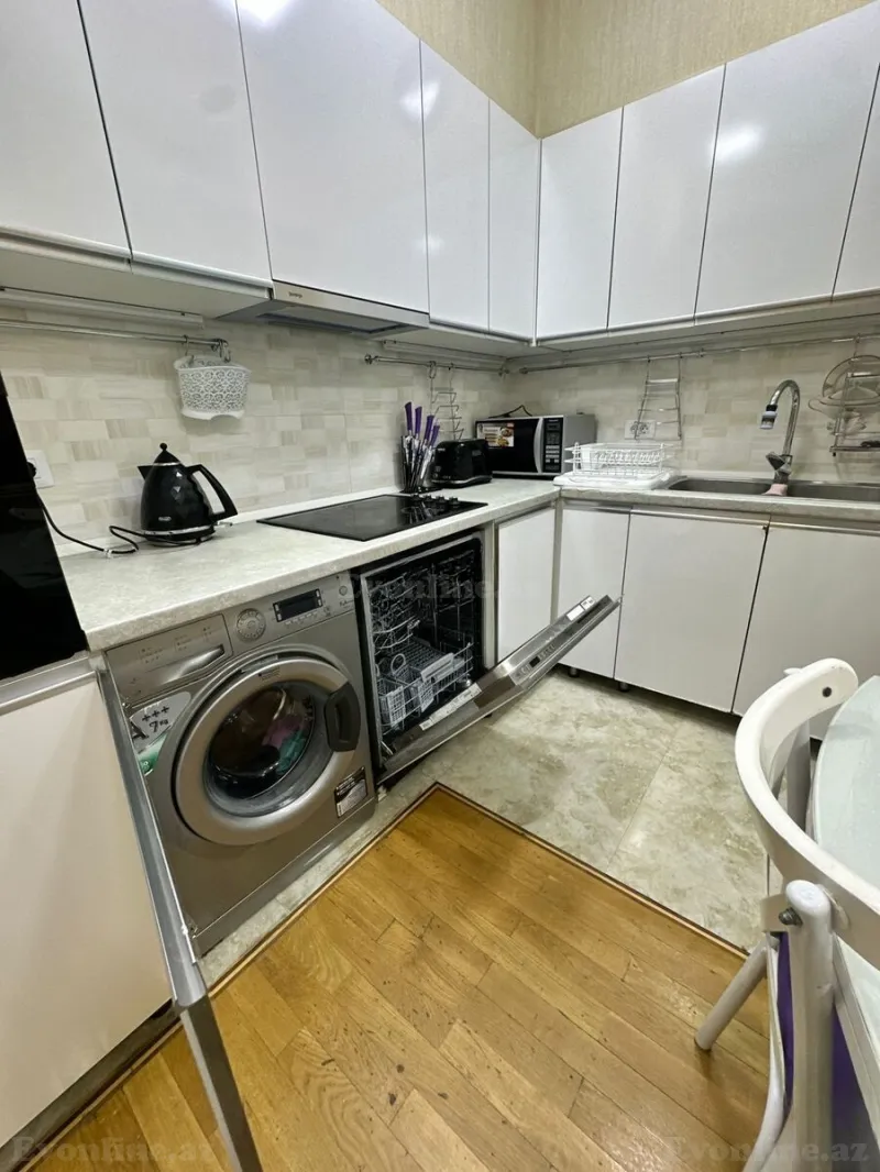 Kirayə verilir 3 otaqlı Mənzil Yeni tikili 90 m² Elmlər Akademiyası m. - şəkil 13
