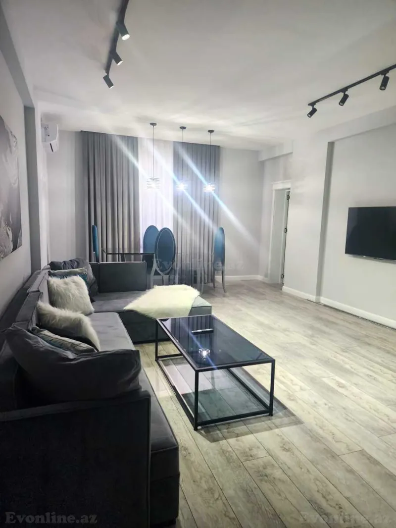 Kirayə verilir 2 otaqlı Mənzil Yeni tikili 85 m² İnşaatçılar m. - şəkil 3
