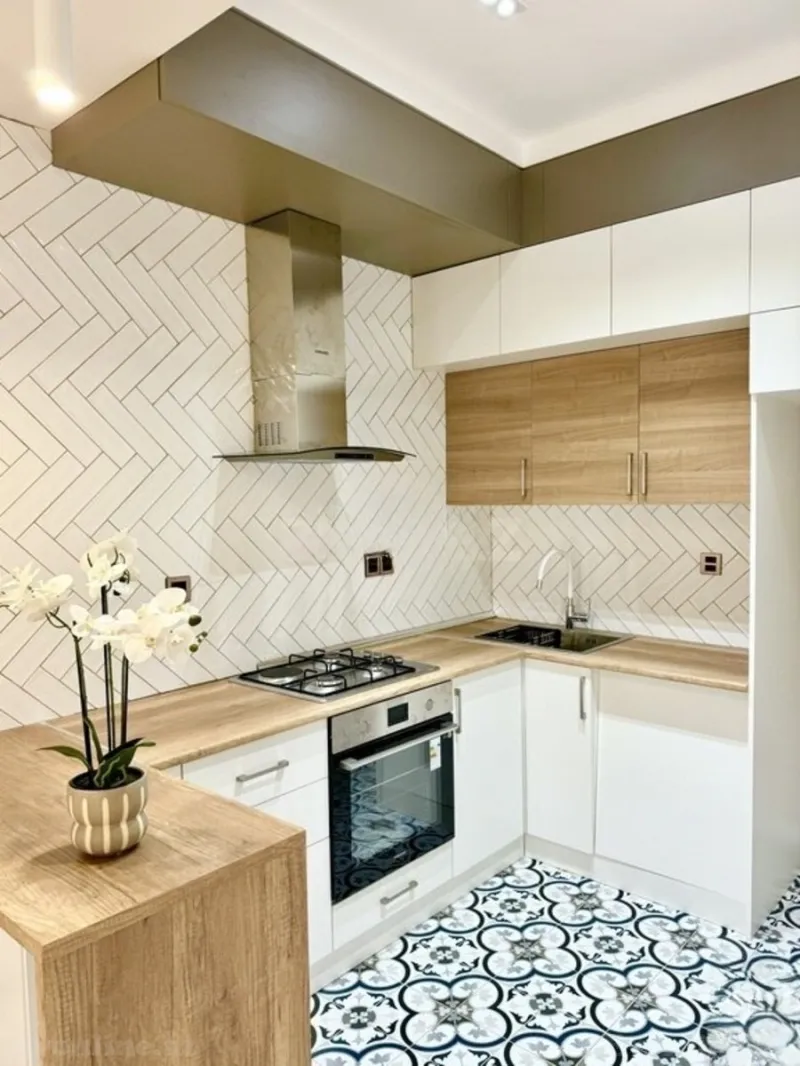 Kirayə verilir 2 otaqlı Mənzil Yeni tikili 85 m² 28 May m. - şəkil 3