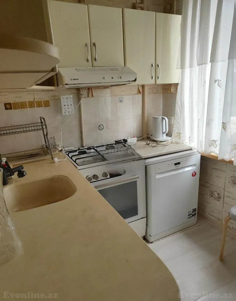 Kirayə verilir 2 otaqlı Mənzil Köhnə tikili 60 m² Yasamal - şəkil 6