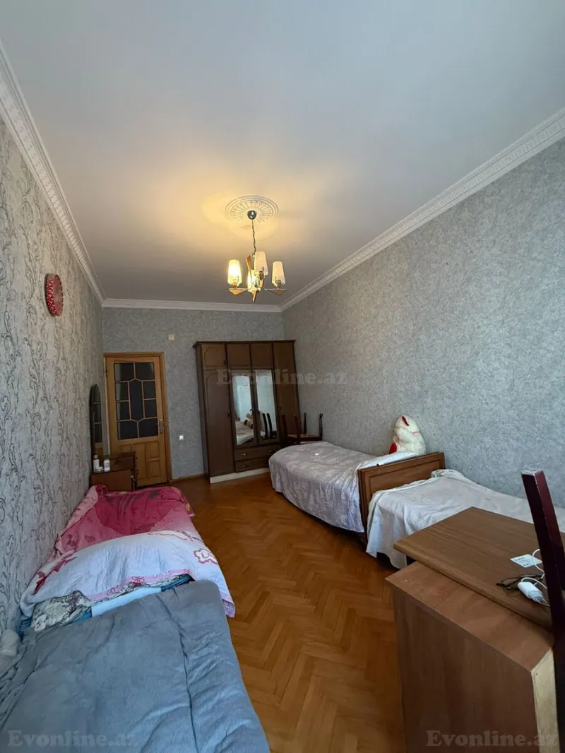 Kirayə verilir 3 otaqlı Mənzil Yeni tikili 141 m² Elmlər Akademiyası m. - şəkil 4