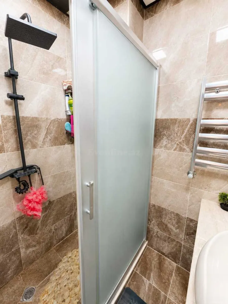 Satılır 3 otaqlı Mənzil Yeni tikili 105 m² Neftçilər m. - şəkil 9