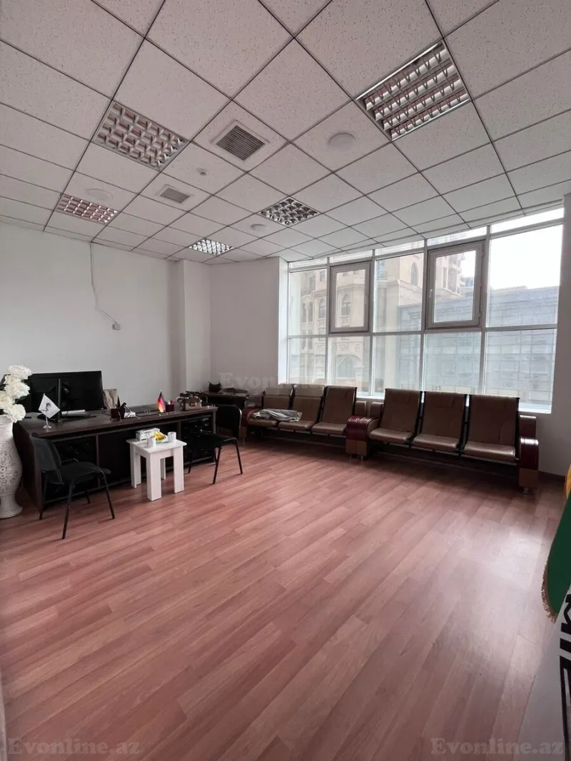 Kirayə verilir Ofis 140 m² 28 May m. - şəkil 2