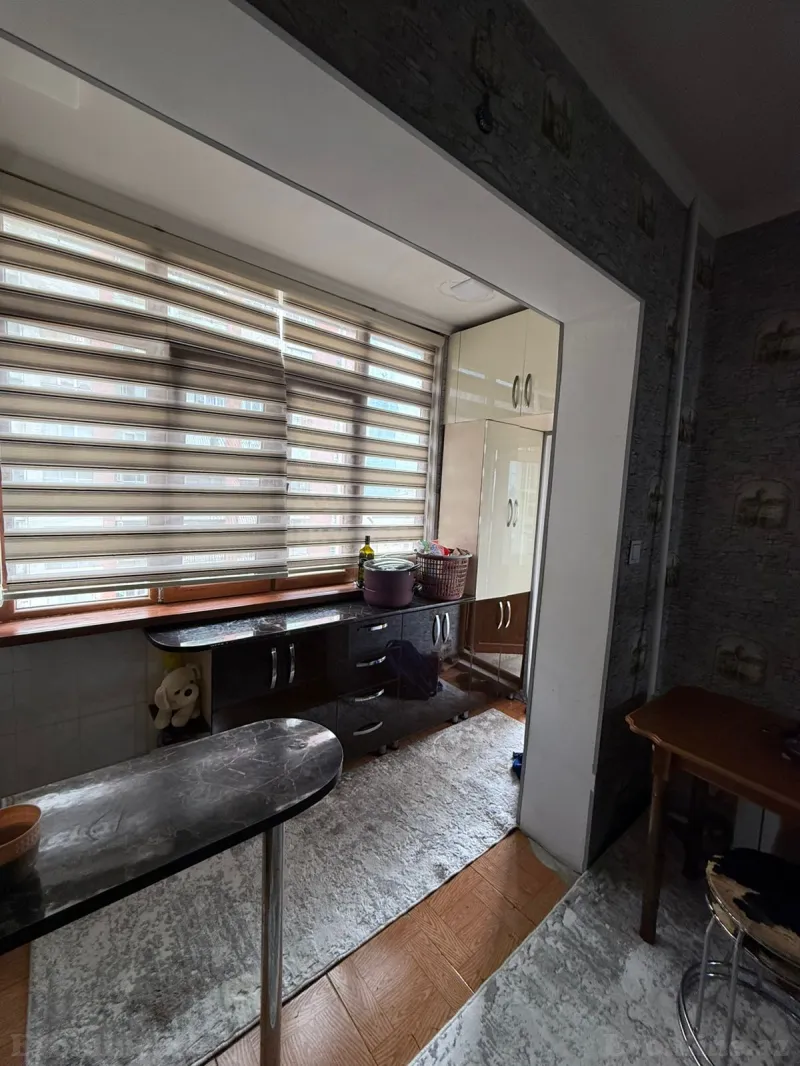 Satılır 2 otaqlı Mənzil Köhnə tikili 80 m² Nəriman Nərimanov m. - şəkil 4