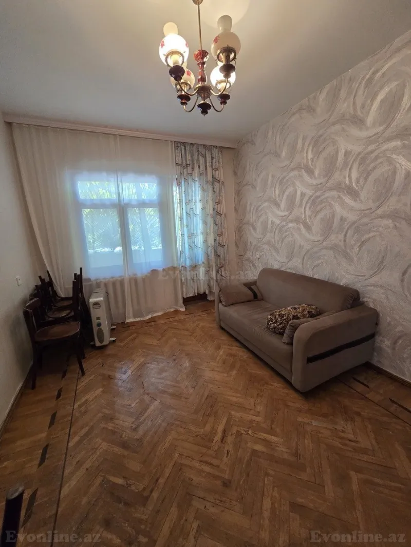 3 otaqlı Mənzil 75 m² 5-ci mikrorayon Kirayə verilir