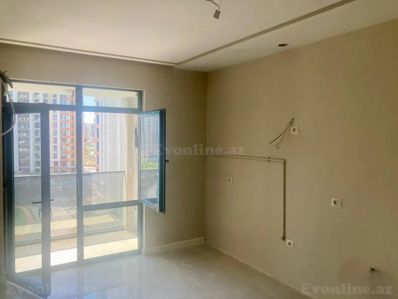 Satılır 4 otaqlı Mənzil Yeni tikili 130 m² Bakmil m. - şəkil 3