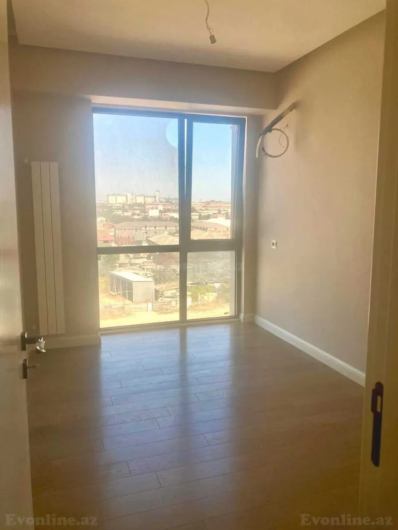 Satılır 4 otaqlı Mənzil Yeni tikili 130 m² Bakmil m. - şəkil 4