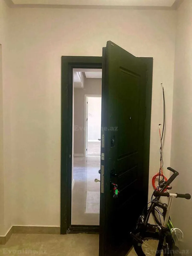 Satılır 4 otaqlı Mənzil Yeni tikili 130 m² Bakmil m. - şəkil 14